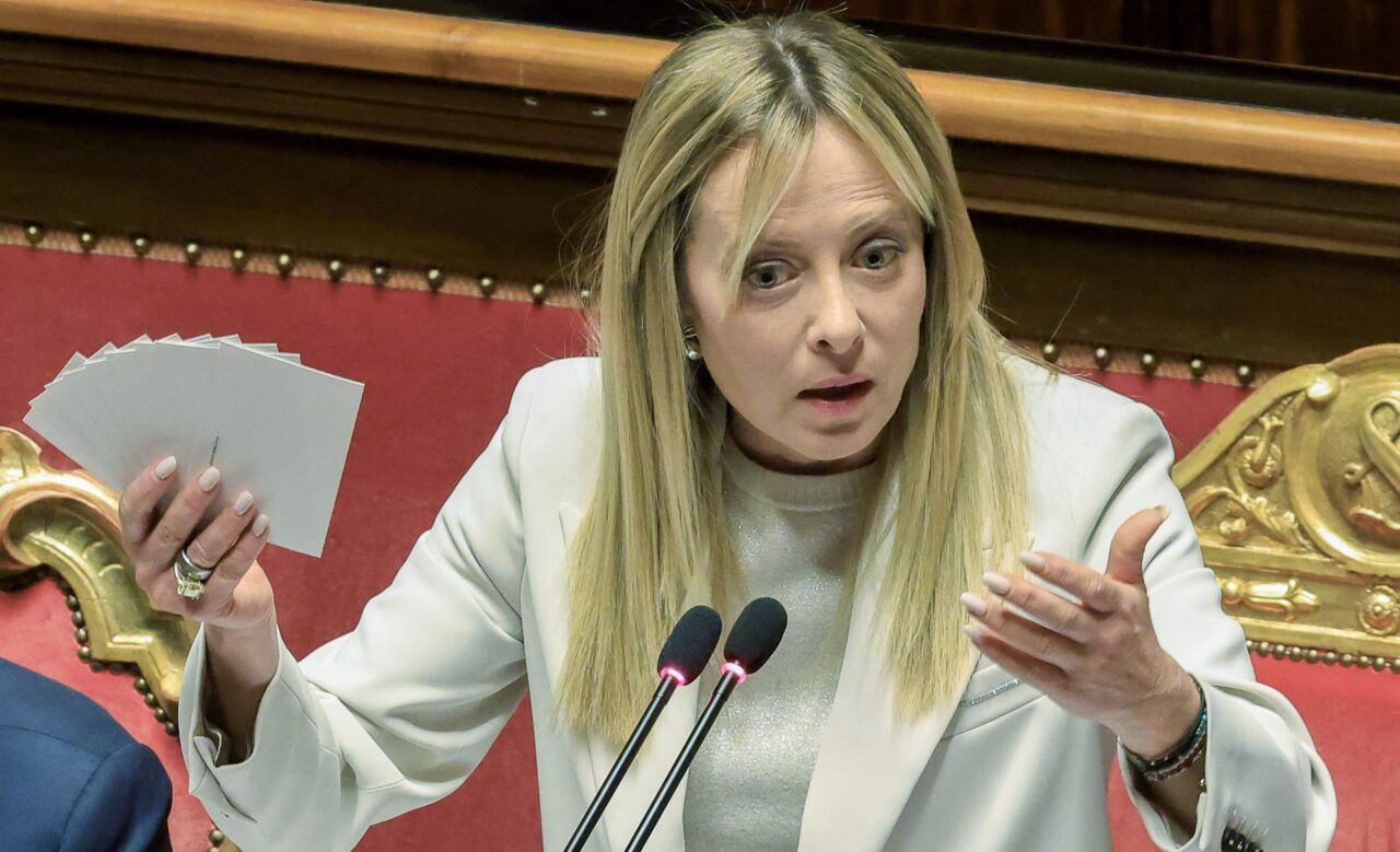 Și Italia anunță scăderea prețului la carburanți. Anunțul a fost făcut de premierul Meloni