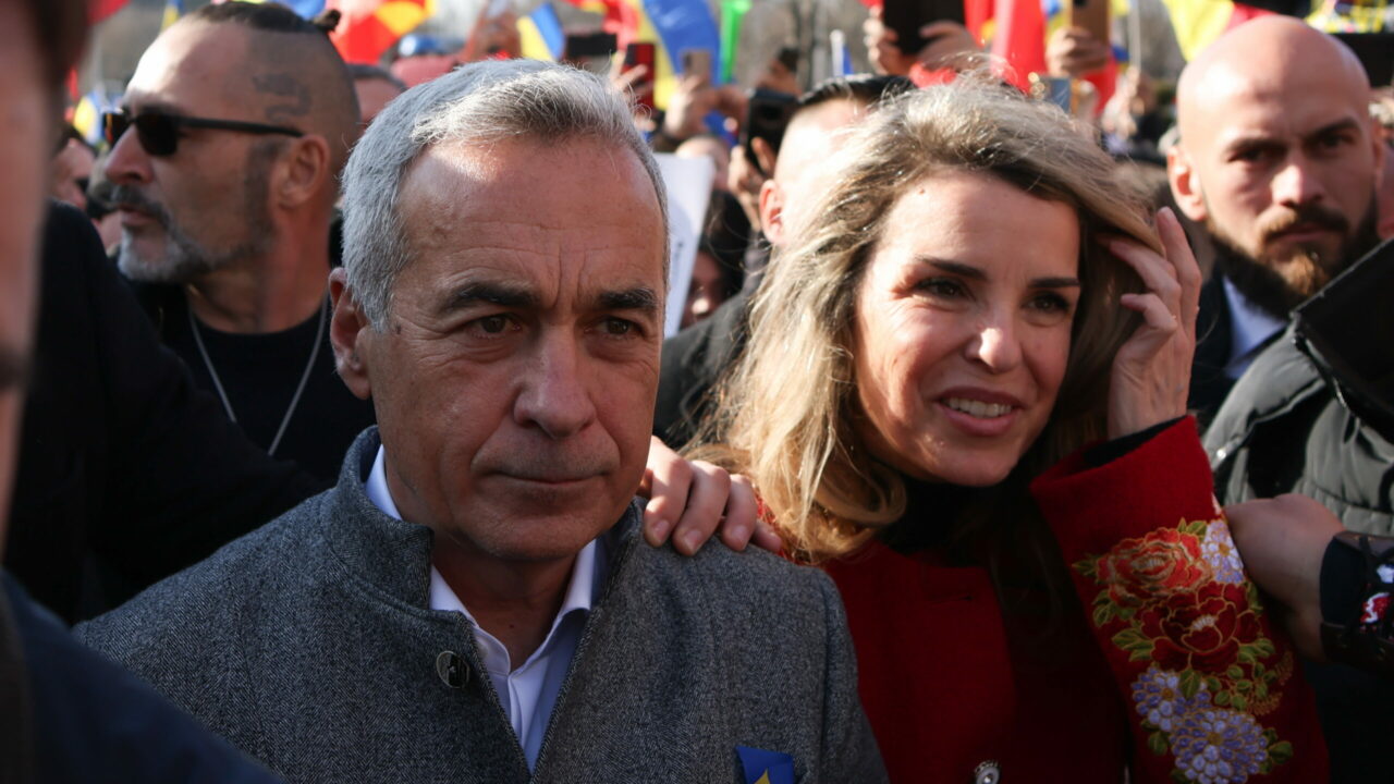 Prima reacție a Cristelei Georgescu, după demolarea „dosarului Călin Georgescu”: Este o hărțuire constantă, care ne afectează familia