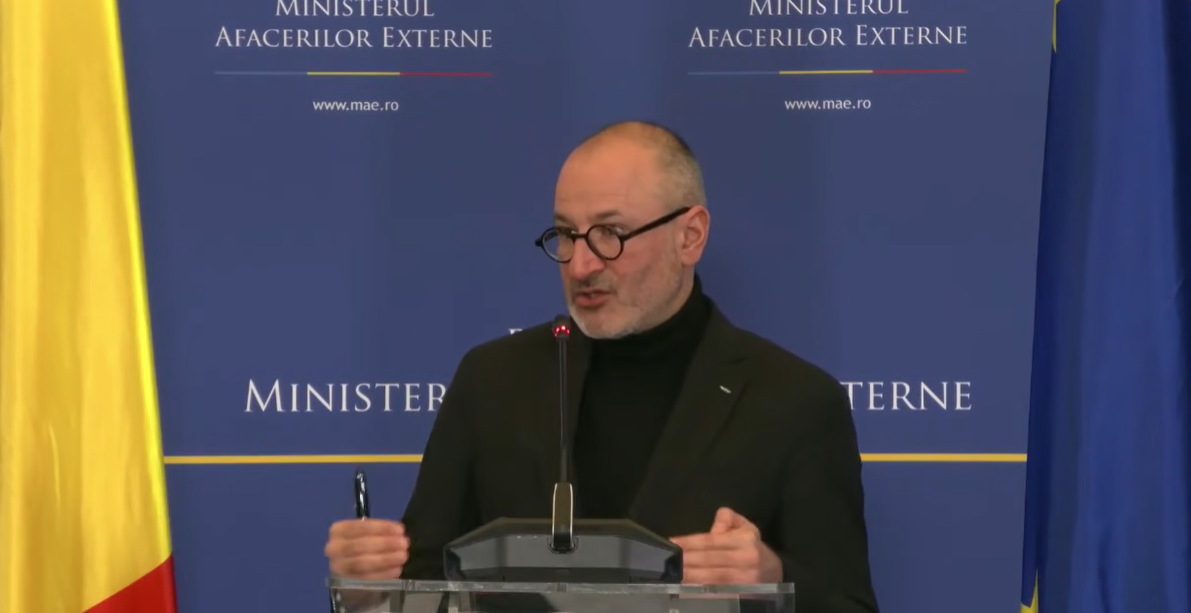 Anunțul MAE pentru românii disperați că nu pot contacta consulatele: „Această problemă va rămâne pe toată durata crizei”