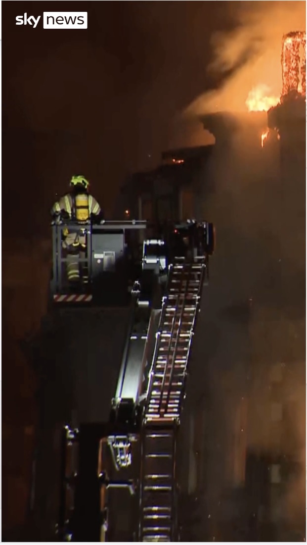 Poza pentru articolul Incendiu devastator lângă Gara Centrală din Glasgow. Cea mai aglomerată stație feroviară din Scoția, închisă pe termen nedeterminat