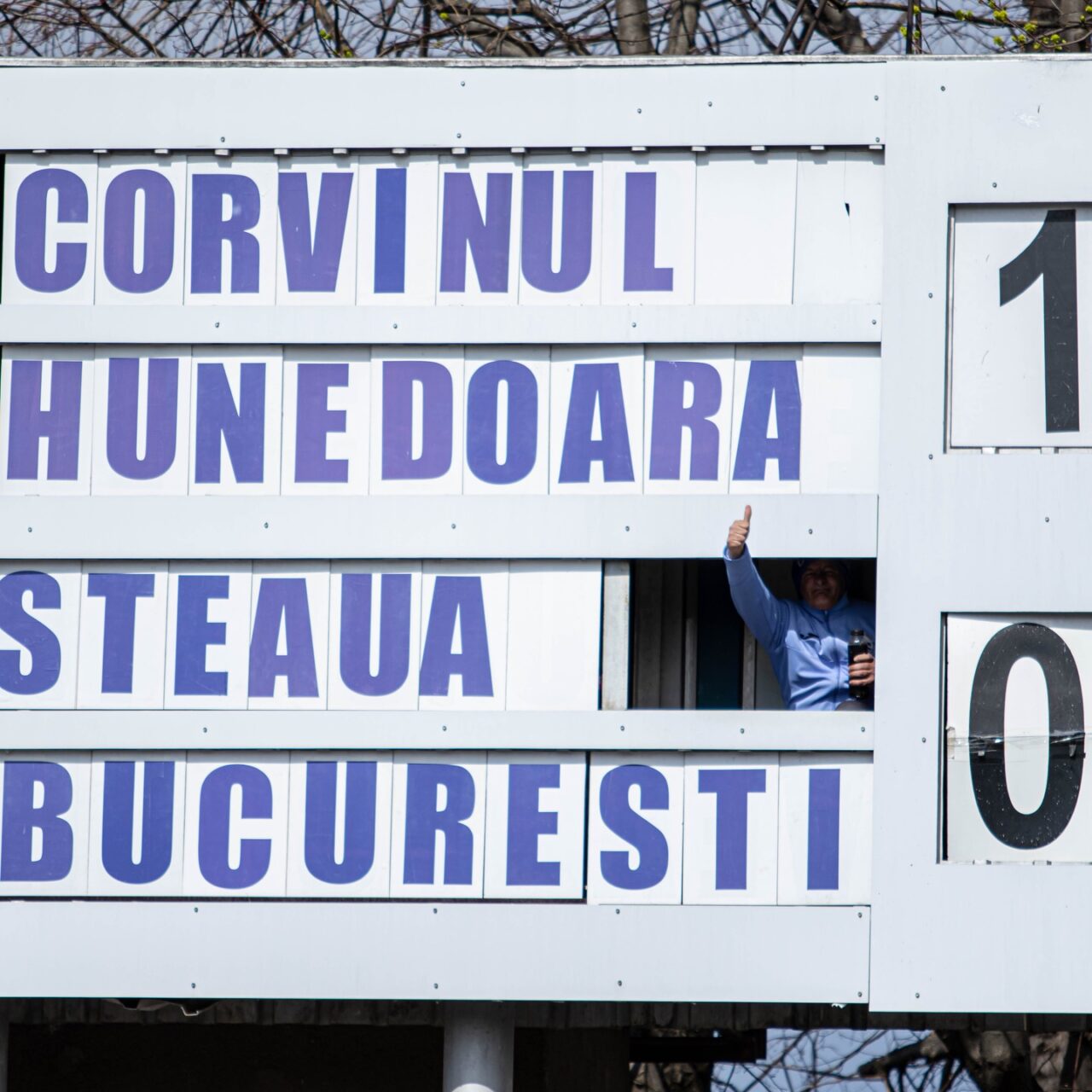 Liga 2 a început cu playoff și cu playout! Steaua, învinsă la Hunedoara care e aproape promovată