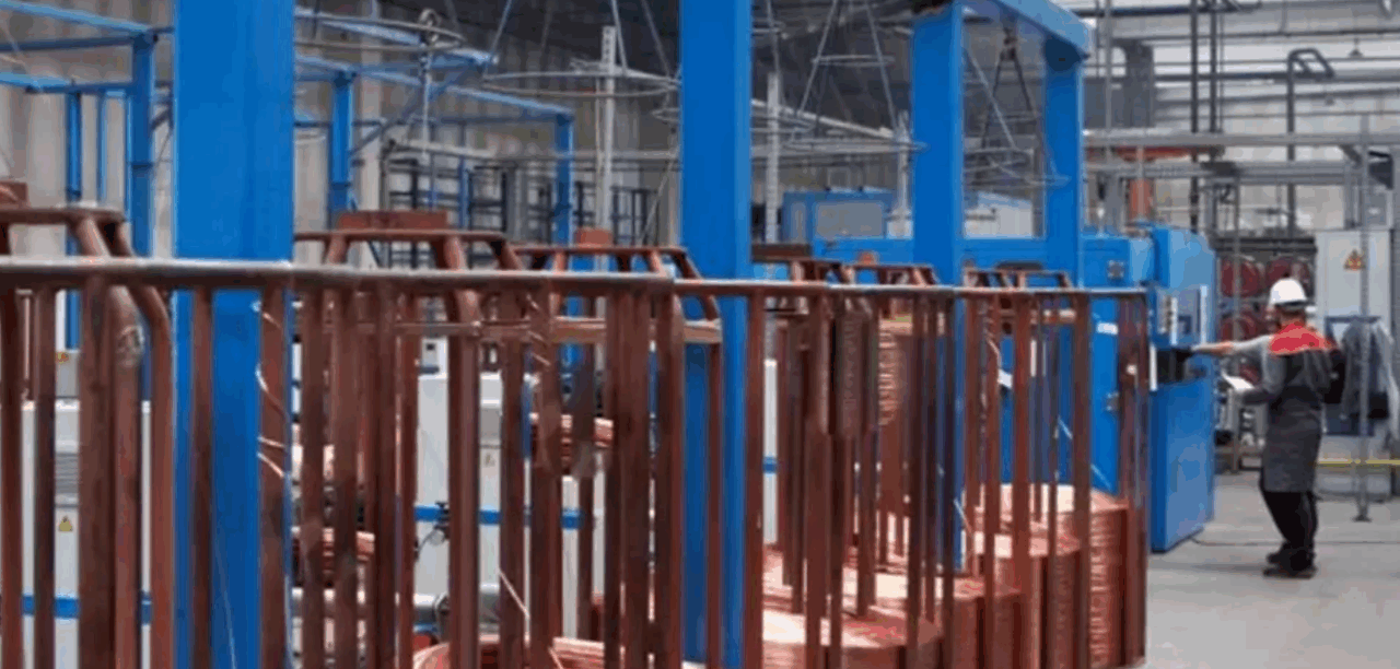 Salarii competitive și locuițe gratuie pentru ingineri în acestă fabrică din România. Care sunt condițiile