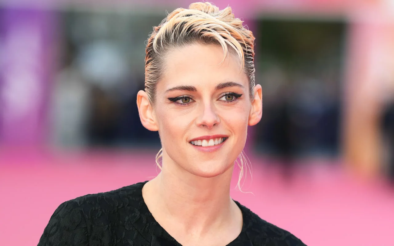 Kristen Stewart va avea primul rol al unei femei americane care a ajuns în spațiu