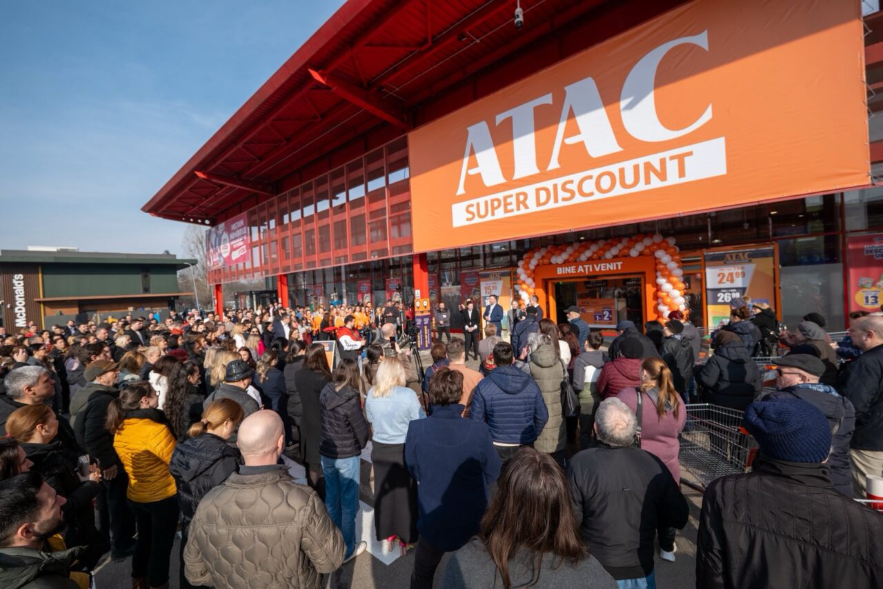 A fost deschis un nou magazin ATAC Super Discount în București. Sute de oameni au fost prezenți