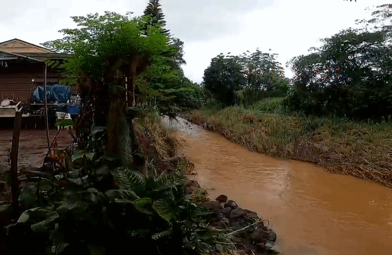 Alertă în Hawaii. Evacuări masive, în urma riscului de cedare a unui baraj vechi de 120 de ani: „Plecați acum”
