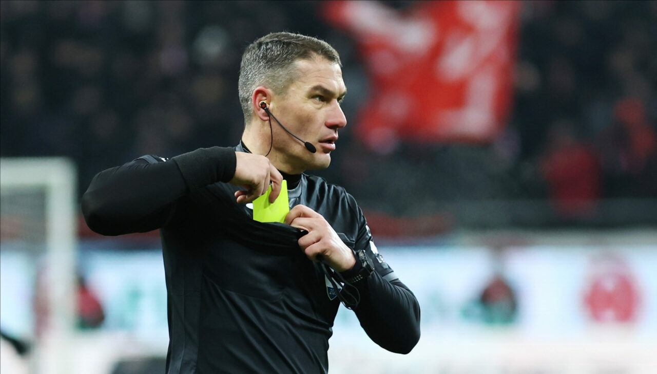 Istvan Kovacs a arbitrat Roma – Bologna, cel mai așteptat meci din Europa League. Ce a spus presa italiană despre cele 2 penalty-uri