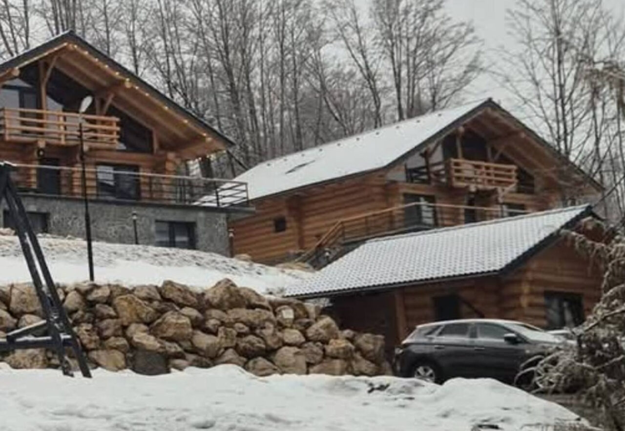 Unde s-a întors iarna în România. Imagini de azi, 22 martie 2026