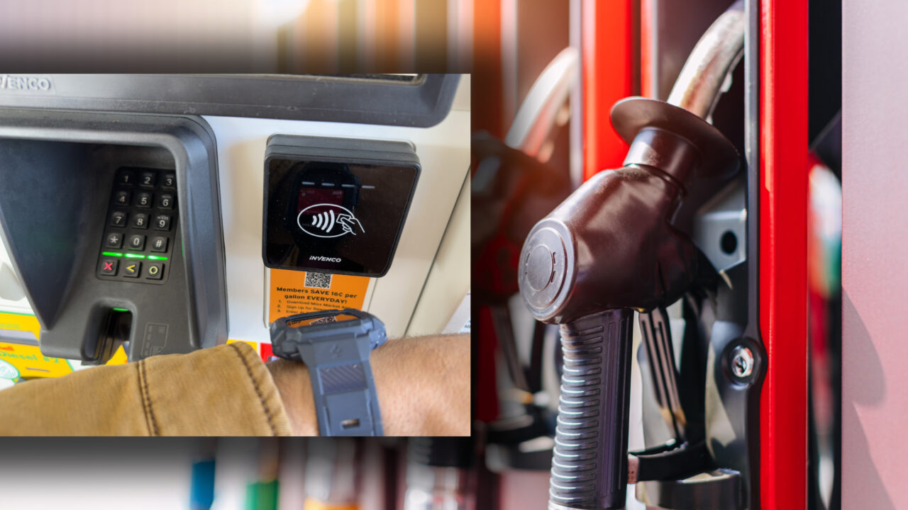 Noua metodă de fraudă în benzinării și stațiile de service. Cum pot rămâne clienții fără banii de pe card, atunci când achită la ATM