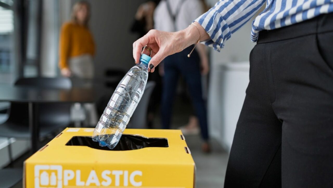 (P) Ce reprezintă colectarea selectivă și de ce este importantă?