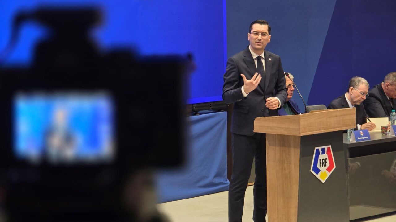 Răzvan Burleanu, mesaj dur pentru contestatari: „Oameni cinici, persoane care vorbesc foarte mult fără să fi realizat nimic important”