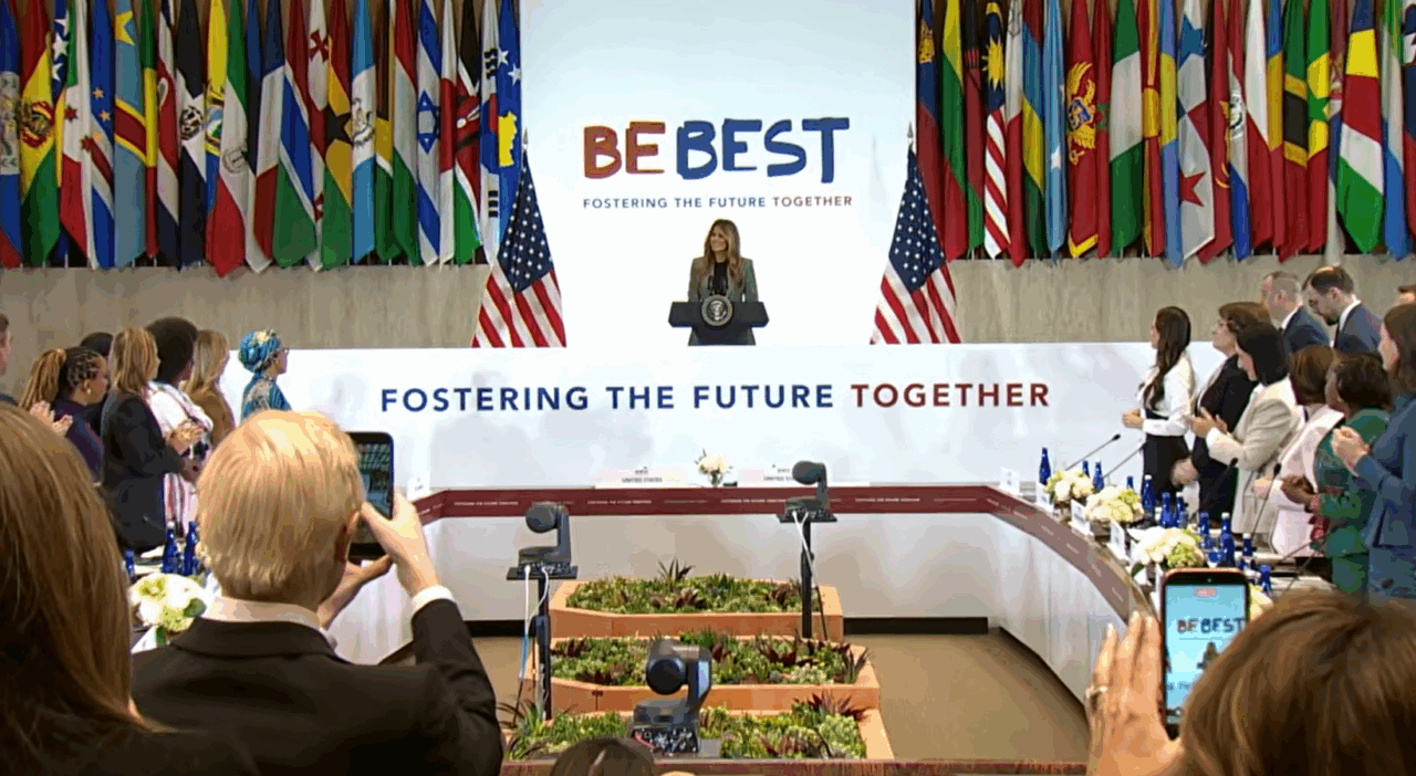 A început Summitul Melaniei Trump, la care participă și Mirabela Grădinaru. Prima doamnă a Statelor Unite ține un discurs