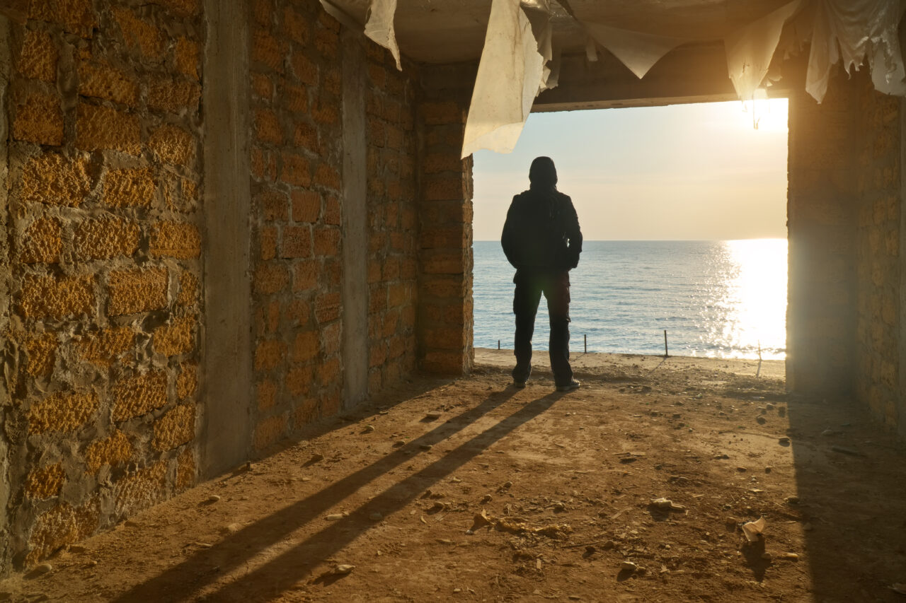 Epava unui Boeing 737, transformată în buncăr în Marea Britanie. Inginerul Dave îl va aproviziona cu provizii și bere pentru șase luni