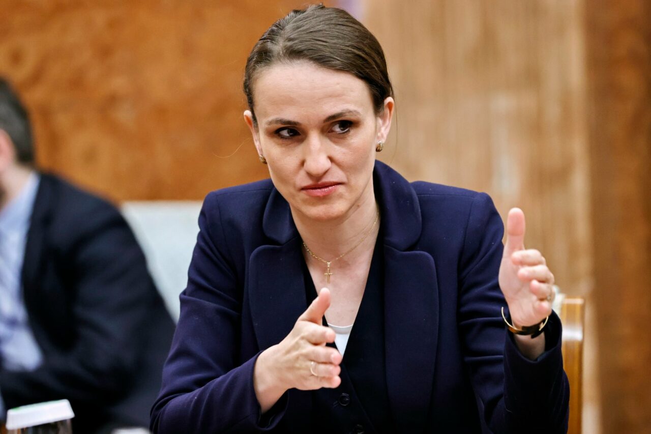 Oana Țoiu, discuții cu omologii din Arabia Saudită, Qatar și Oman despre românii blocați în regiune