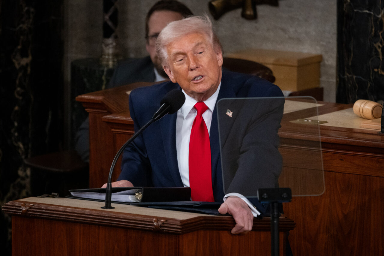 Trump afirmă că SUA pot obține uraniul Iranului fără un acord cu Teheranul: „L-am putea avea chiar acum”. AIEA avertizează asupra riscurilor nucleare