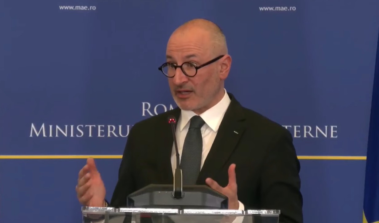 Întrebarea Gândul “de ce nu a fost folosită compania națională Tarom” pentru a extrage românii din zonele de conflict a pus în dificultate Ministerul Afacerilor Externe. Vezi video cu bâlbele purtătorului de cuvânt