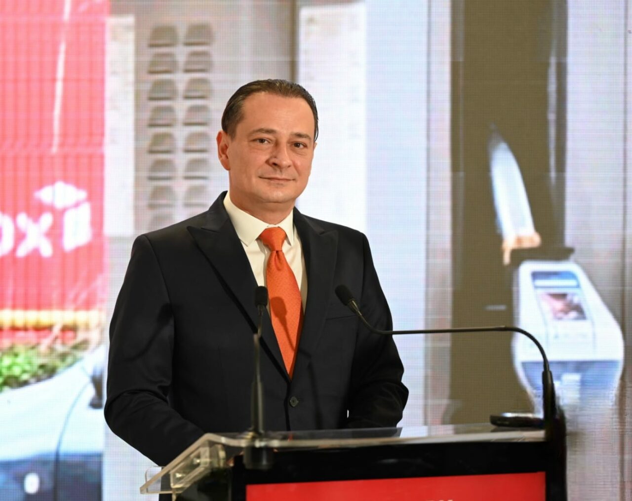 Măsuri pentru locuitorii sectorului 4, în plină criză a scumpirilor: Taxă auto revocată, sprijin pentru carburanți și decontarea transportului public