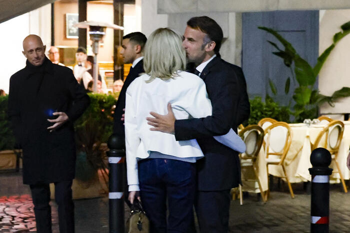 Soții Macron l-au vizitat pe Papa Leon la Vatican. Ce preocupări comune au președintele francez și Suveranul Pontif