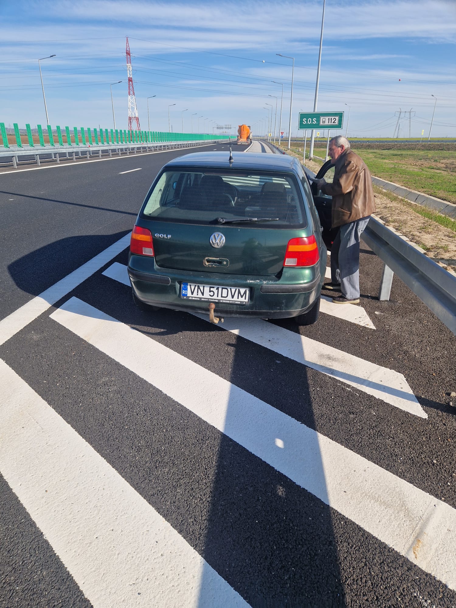 Șofer de 75 de ani circulând pe A7