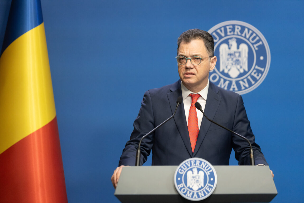 Ștefan-Radu Oprea a demisionat din funcția de secretar general al Guvernului. Cu cine l-a înlocuit Bolojan
