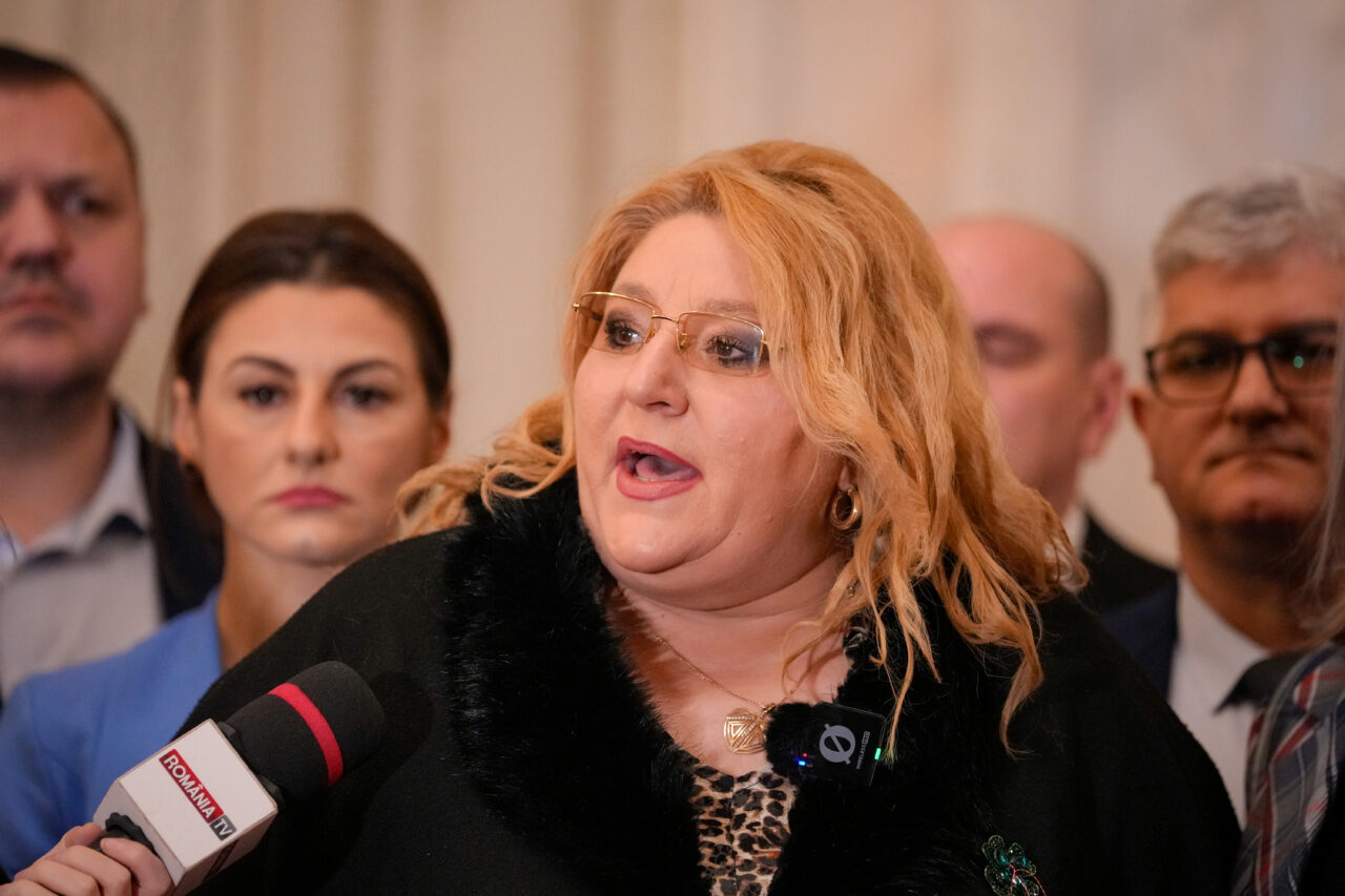 Diana Șoșoacă rămâne fără imunitate. Comisia juridică a Parlamentului European a votat în unanimitate. Când ar putea fi anchetată șefa SOS