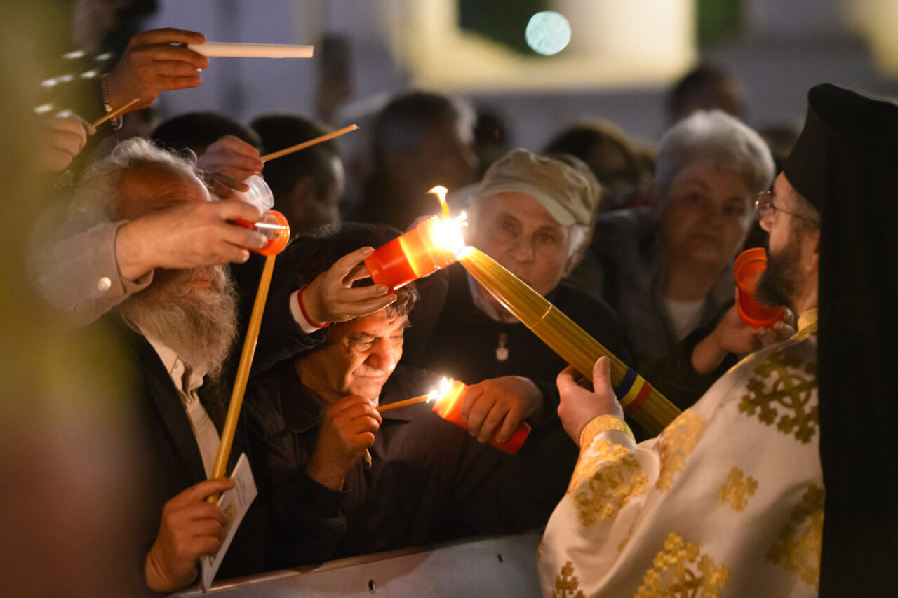 Hristos a înviat!