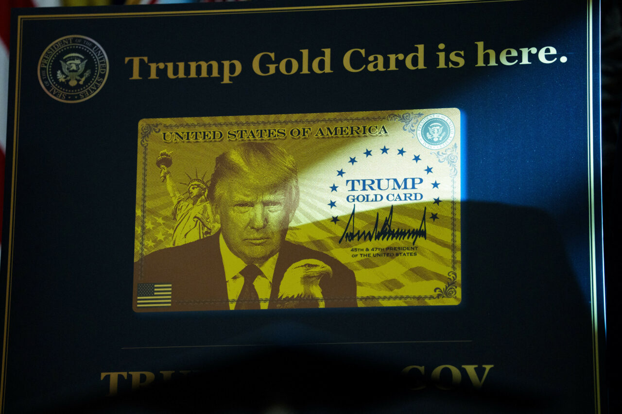 Programul „Gold card” al lui Trump pentru bogații planetei, fără interes. O singură viză permanentă de 1.000.000 de dolari a fost emisă