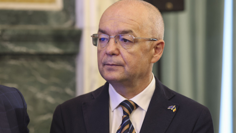 PNL i-a pus gând rău USR-ului. La televizor liberalii spun una, în ședința de partid alta. Emil Boc propune o distanțare: ”Noi vrem electoratul USR, nu pe USR”