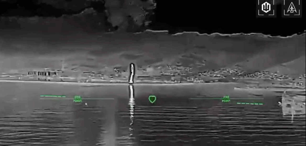 Ucrainenii au declanșat un atac cu drone în Marea Neagră. Forțele armate au lovit o fregată rusească ce transporta rachete