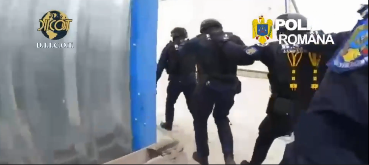 Tânăr srilankez reținut pentru trafic de droguri în România