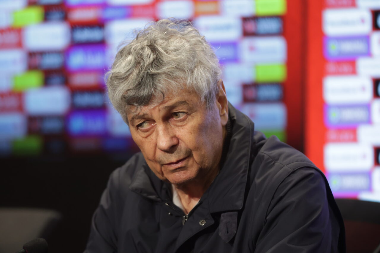 Cum evoluează starea lui Mircea Lucescu. „Se află în stare foarte gravă, dar echipa face toate eforturile pentru a-l salva”
