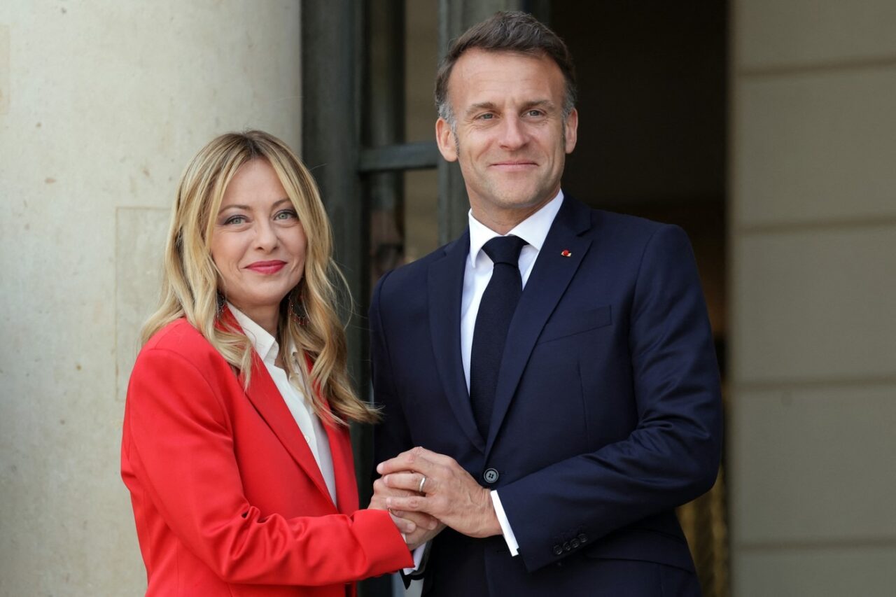 Giorgia Meloni este la Paris, alături de Macron, pentru acordul franco-italian privind Strâmtoarea Ormuz. Ce rol ar putea avea Italia
