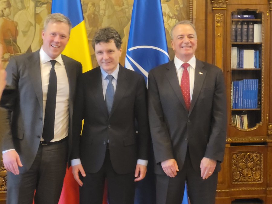 Nicușor Dan, întâlnire cu secretarul Armatei SUA, Dan Driscoll. Ce au discutat cei doi