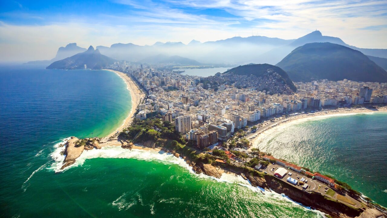 Turist britanic păcălit pe plaja din Rio: a plătit aproape 1.500 de lire pentru un kebab