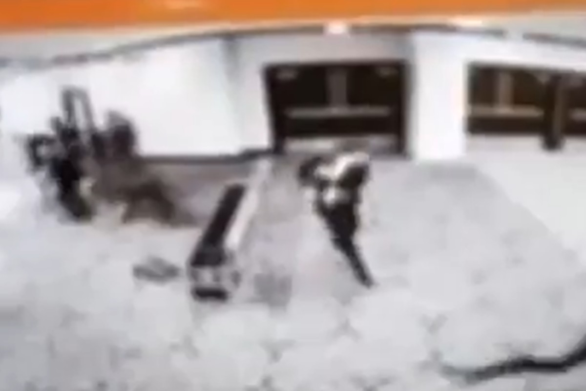 Imagini cu atacatorul lui Trump. Avea mai multe arme asupra sa. Cine este bărbatul