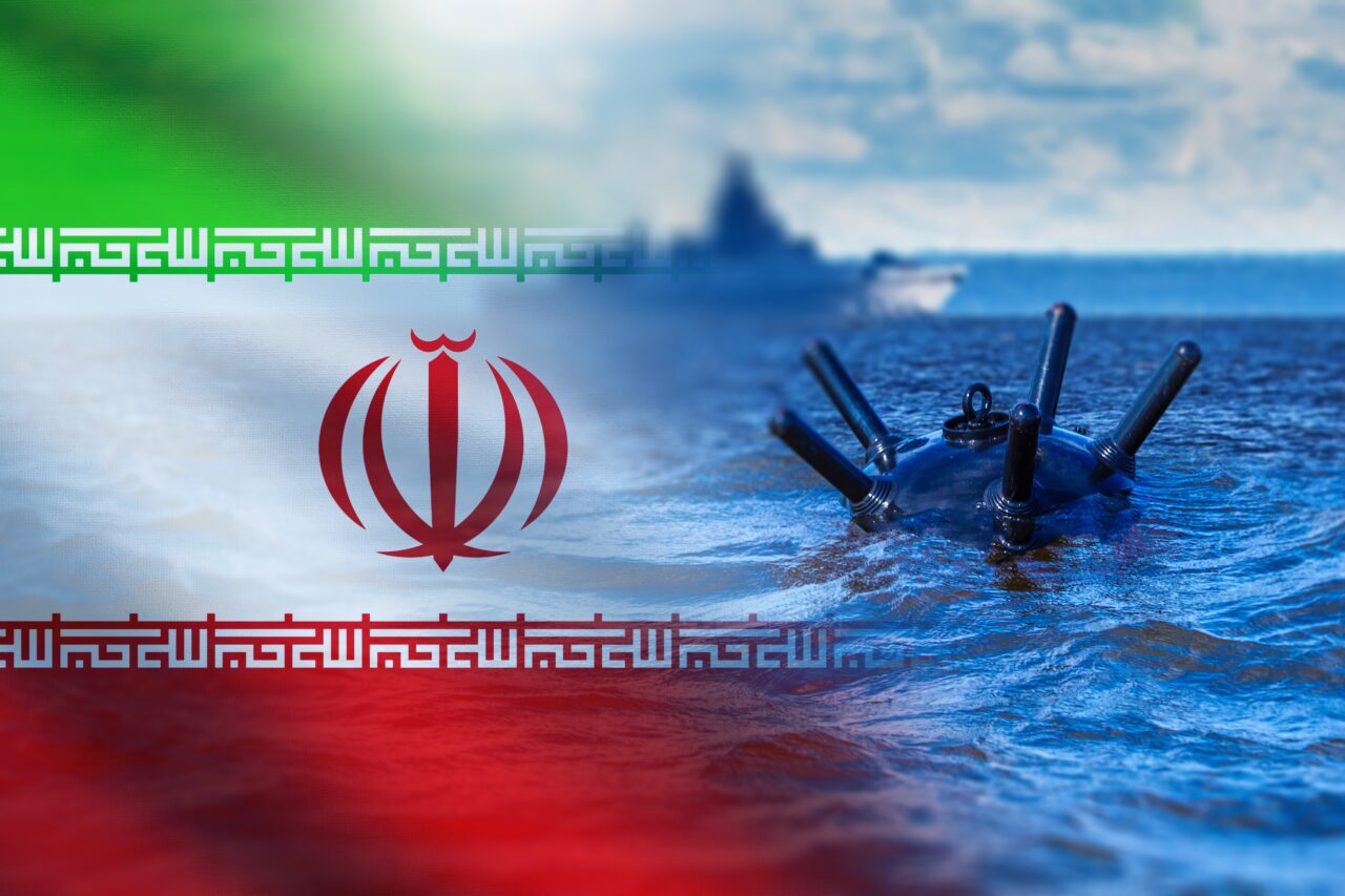 Strâmtoarea Ormuz a fost „închisă” din nou după ce Iranul a reimpus un control strict din cauza blocadei lui Trump asupra porturilor din Golful Persic