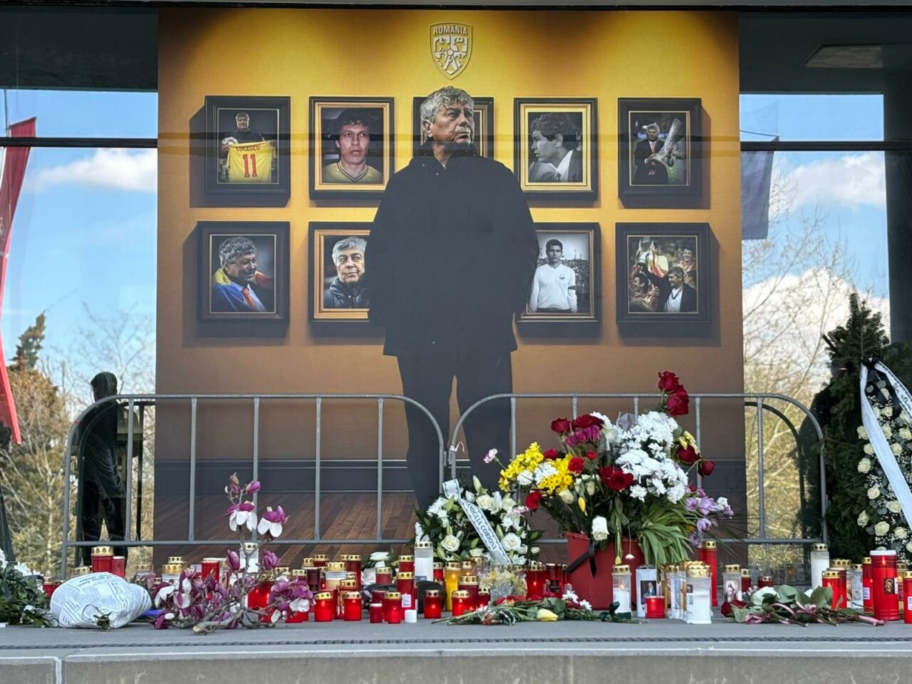 Mircea Lucescu, înmormântat la Cimitirul Bellu cu onoruri militare. Petale de trandafiri albi și roșii pe treptele Bisericii Sf. Elefterie