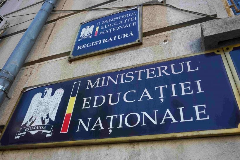 Revoltă în rândul profesorilor. Sindicatele acuză Ministerul Educației că blochează plata drepturilor salariale câștigate în instanță