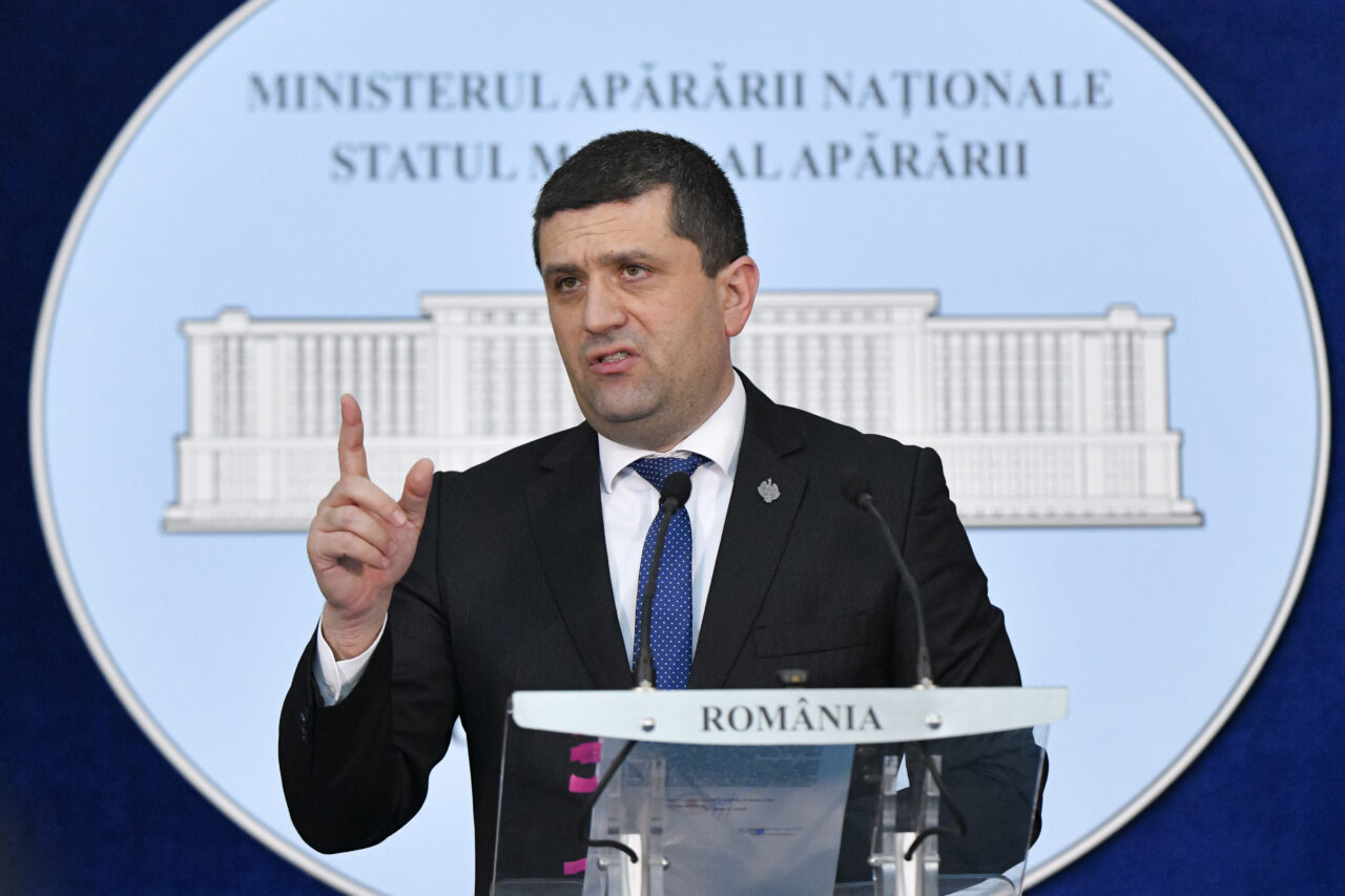 Radu Miruță, despre echipamentele militare comandate de România pentru înzestrarea armatei: „N-au venit. Le-am plătit”