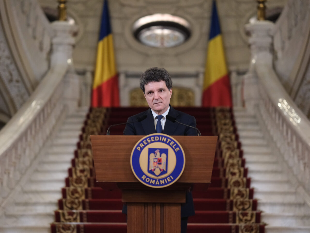 Nicușor Dan, mesaj de Ziua Veteranilor de Război: „În aceste vremuri tulburi, trebuie să fim mai uniți și mai hotărâți”