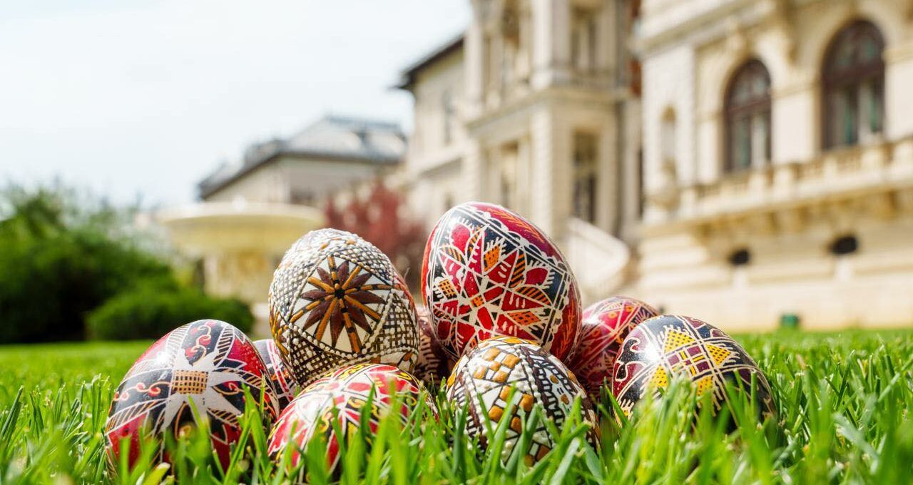 Nicușor Dan îndeamnă la solidaritate în mesajul său de Paște, într-un an marcat de „incertitudini și crize severe”