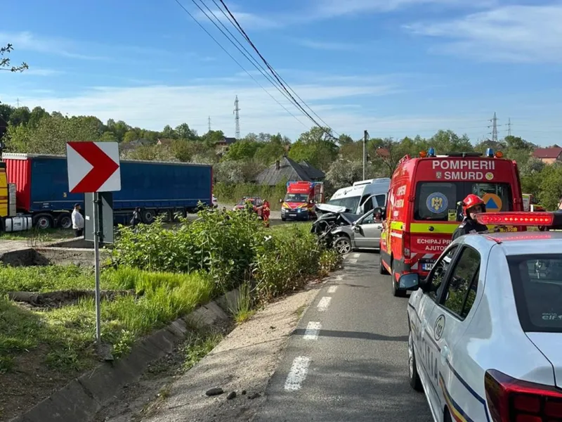 Accident cu 13 victime în Maramureș. A fost activat Planul Roșu de intervenție