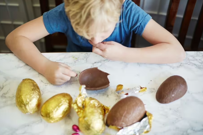 Unde este recomandat să depozităm ouăle în exces al Iepurașului. Frigider sau dulap?