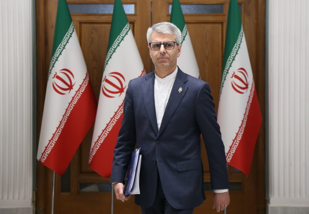 Negocierile dintre Iran și SUA încep cu stângul. Autoritățile de la Teheran denunță o „atmosferă plină de neîncredere, suspiciune şi îndoială”