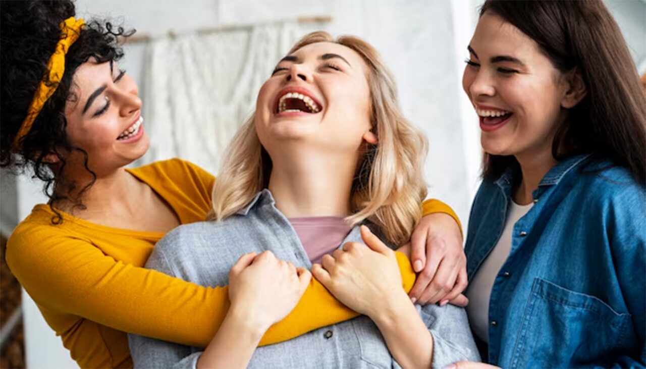 Psihologii au căzut de acord că toate persoanele care râd cu voce tare ascund acest secret