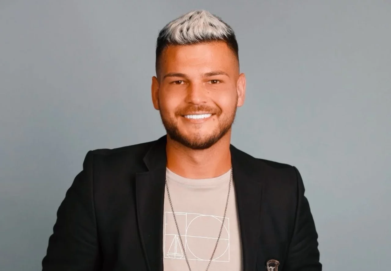 Legăturile lui Răzvan Botezatu cu fostul soț al Codruței Filip. „Dar nu mai știu cum îl chema că m-am emoționat acum”