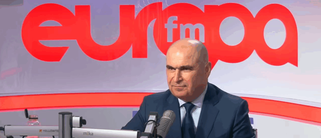 Bolojan ironizează scandalul banilor în cutiile de pantofi: Dacă mai ai şi cărţi, n-ai spaţiu de cutii