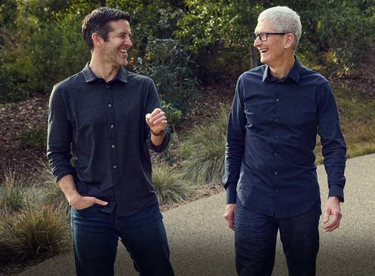 Din umbră, în lumina reflectoarelor: Cine este John Ternus, noul CEO al gigantului Apple. Din toamnă, îl va înlocui pe Tim Cook