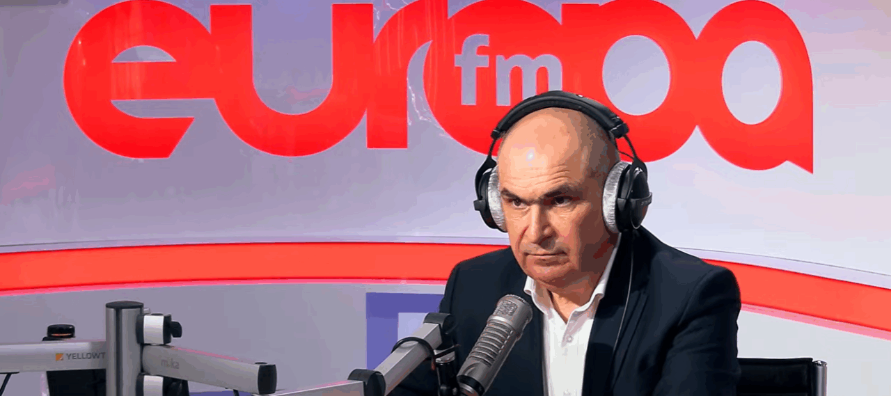 Bolojan promite „magie”. Taie sporurile bugetarilor fără să le taie veniturile