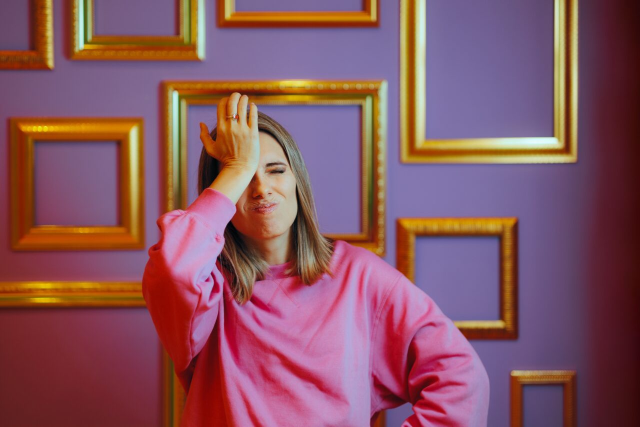 Motivul pentru care ne amintim fiecare vers dintr-un cântec, dar uităm de ce am intrat într-o cameră