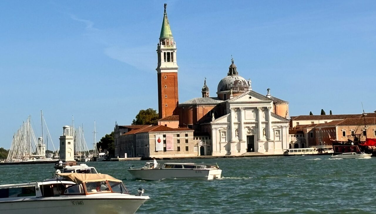 În următorii ani, Veneția ar putea ajunge sub ape din cauza schimbărilor climatice. Cercetătorii trag semnale de alarmă